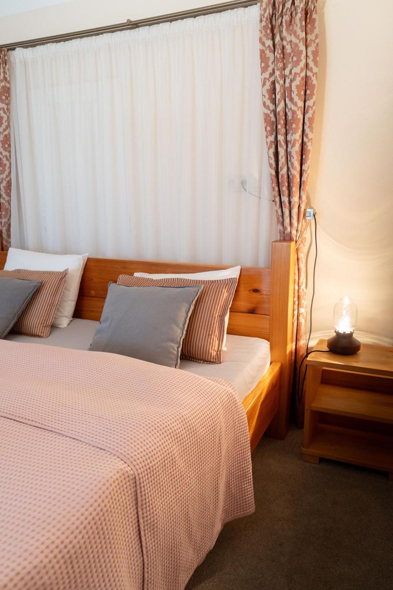 Aura Hotel Banska Stiavnica Exterior photo